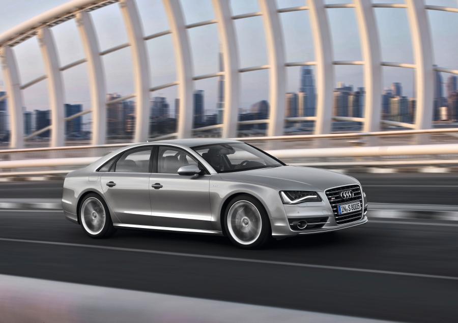  Audi S8 (D4) 2012 года  (WW) (фото 1 из 59)